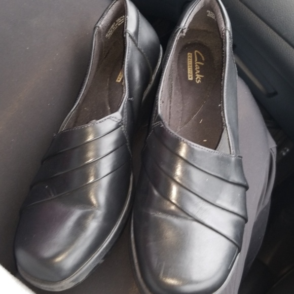 Clarks Shoes - Clarks Collections size 7M